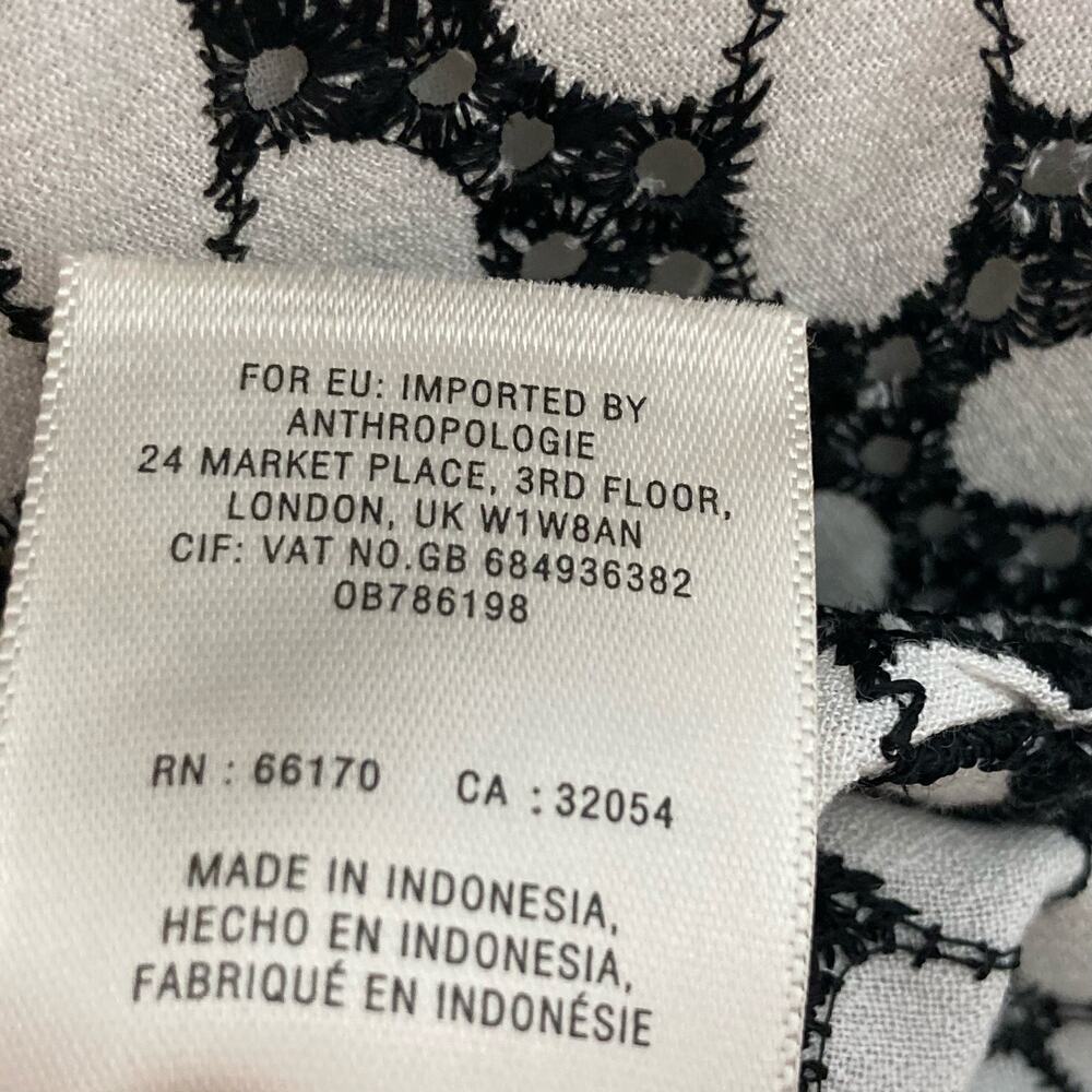 Anthropologie Maeve Daisy Print Sleeveless Blouse Size 2 Black White V Neck - Picture 9 of 10